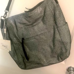 SORIAL: Oceana Bucket- Black